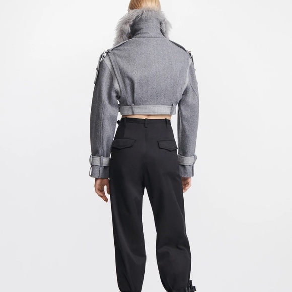 DION LEE AVIATOR CROPPED JACKET WITH SHEARLING COLLAR - Picture 2 of 2